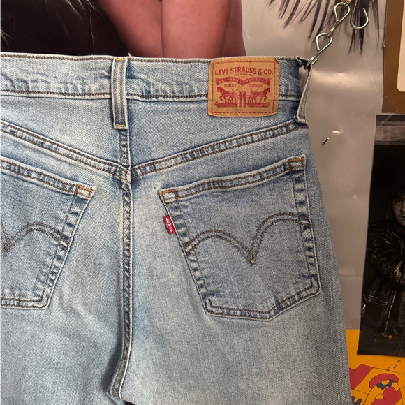 Levi's Light Blue Distressed High Rise Jeans - Picture 7 of 8